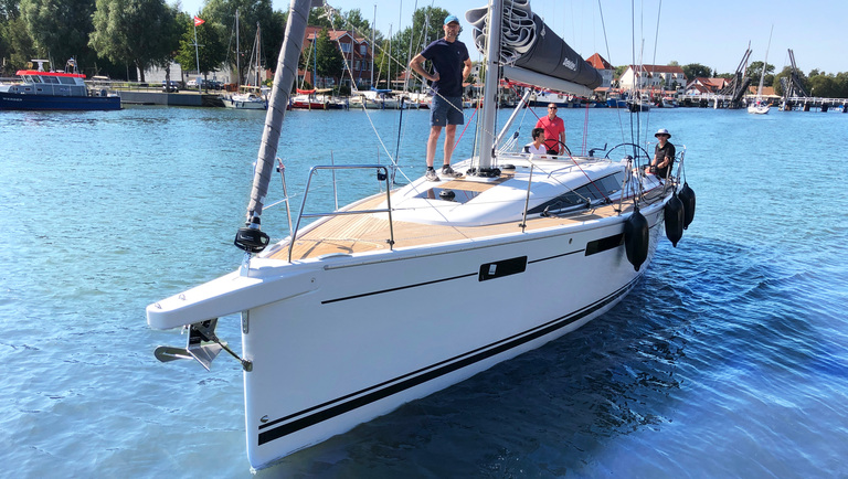 Sea trial with the new Dehler 38 SQ