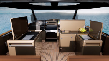 Powerboat with luxurious exterior galley