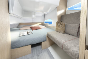 Sealine C335v camarote de invitados | Todos los interiores pueden ser configurados con distintas maderas y colores para reflejar su estilo personal. | Sealine