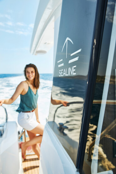 Sealine C390v Deck | Detailansicht Deck | Sealine
