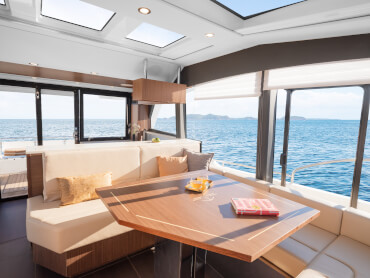 Saloon with large dining area in the 53ft motor yacht