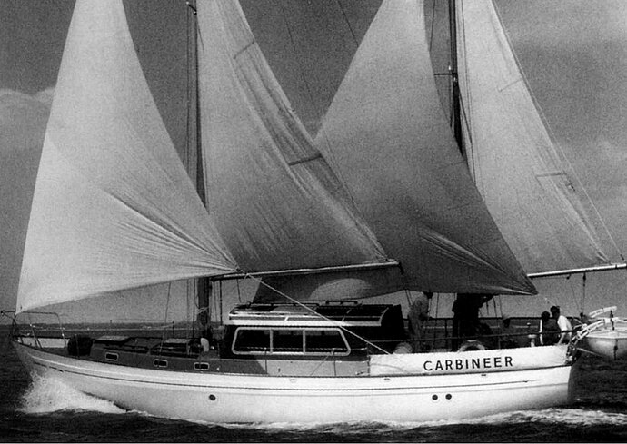 Fotografia storica della barca a vela Moody, il "Carbineer 46" - 1969 in mare